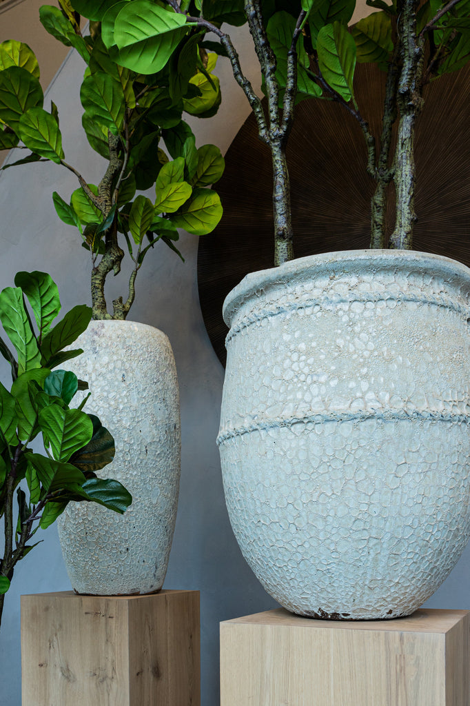 Tony Grey grote keramische pot rond laag