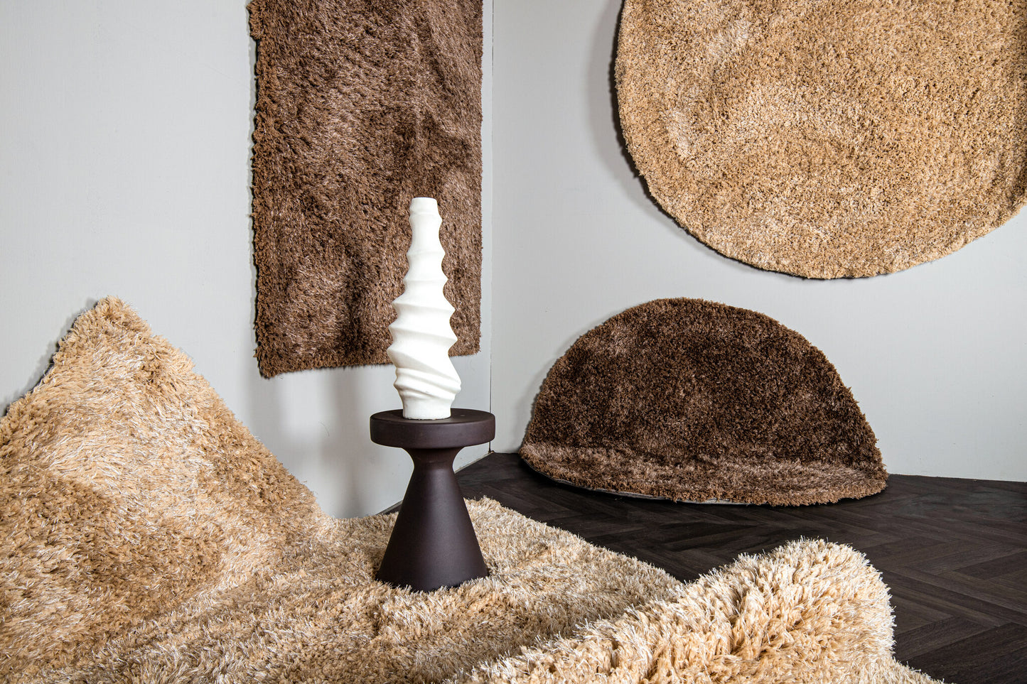 Jups Beige Fabric Handwoven Carpet Round L