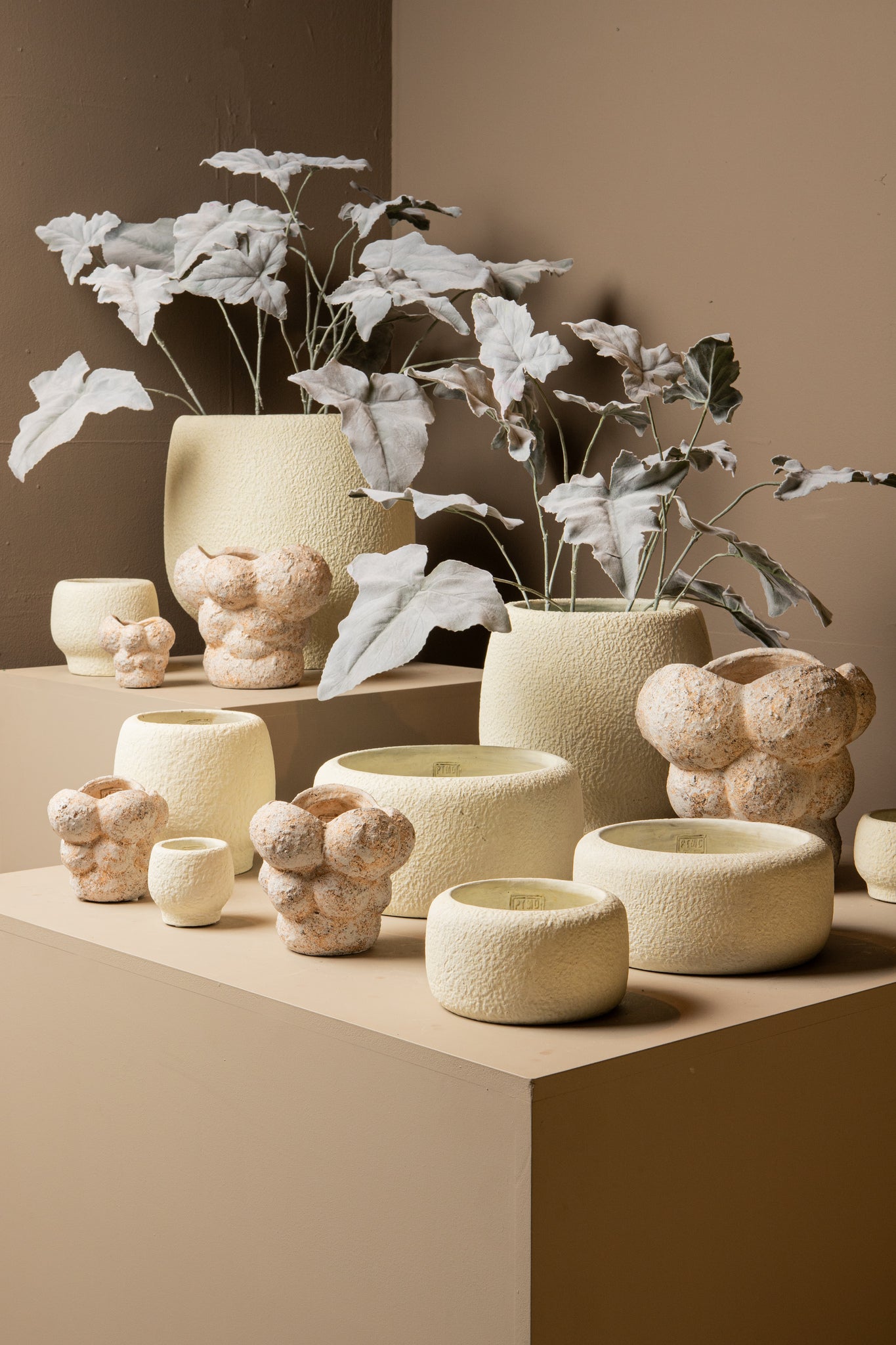 Evelynn White Round Cement Pot Low L