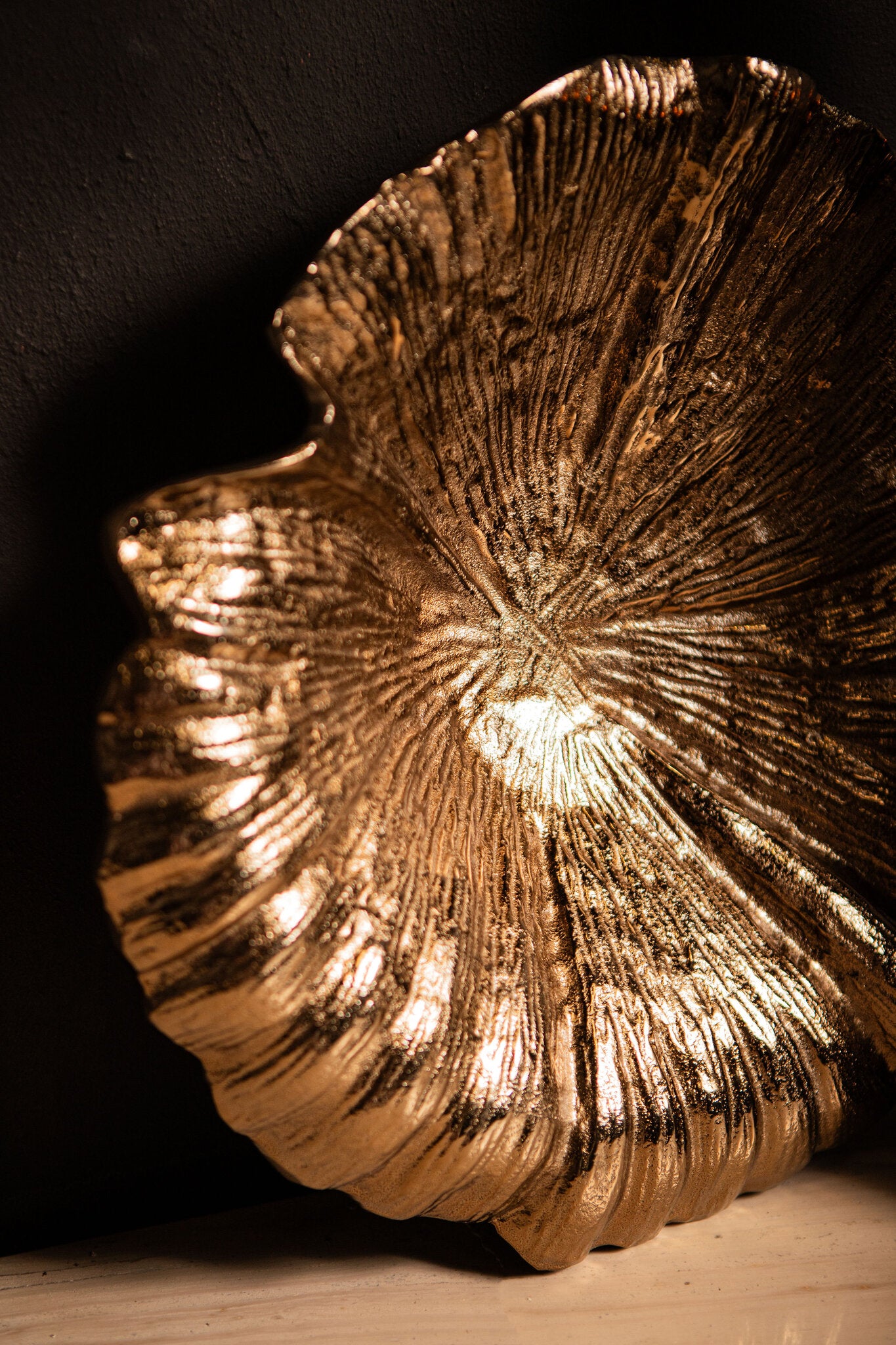 Losh Bruin-Goud Aluminium Golvende Bladerkom Ovaal 9x42x40 cm