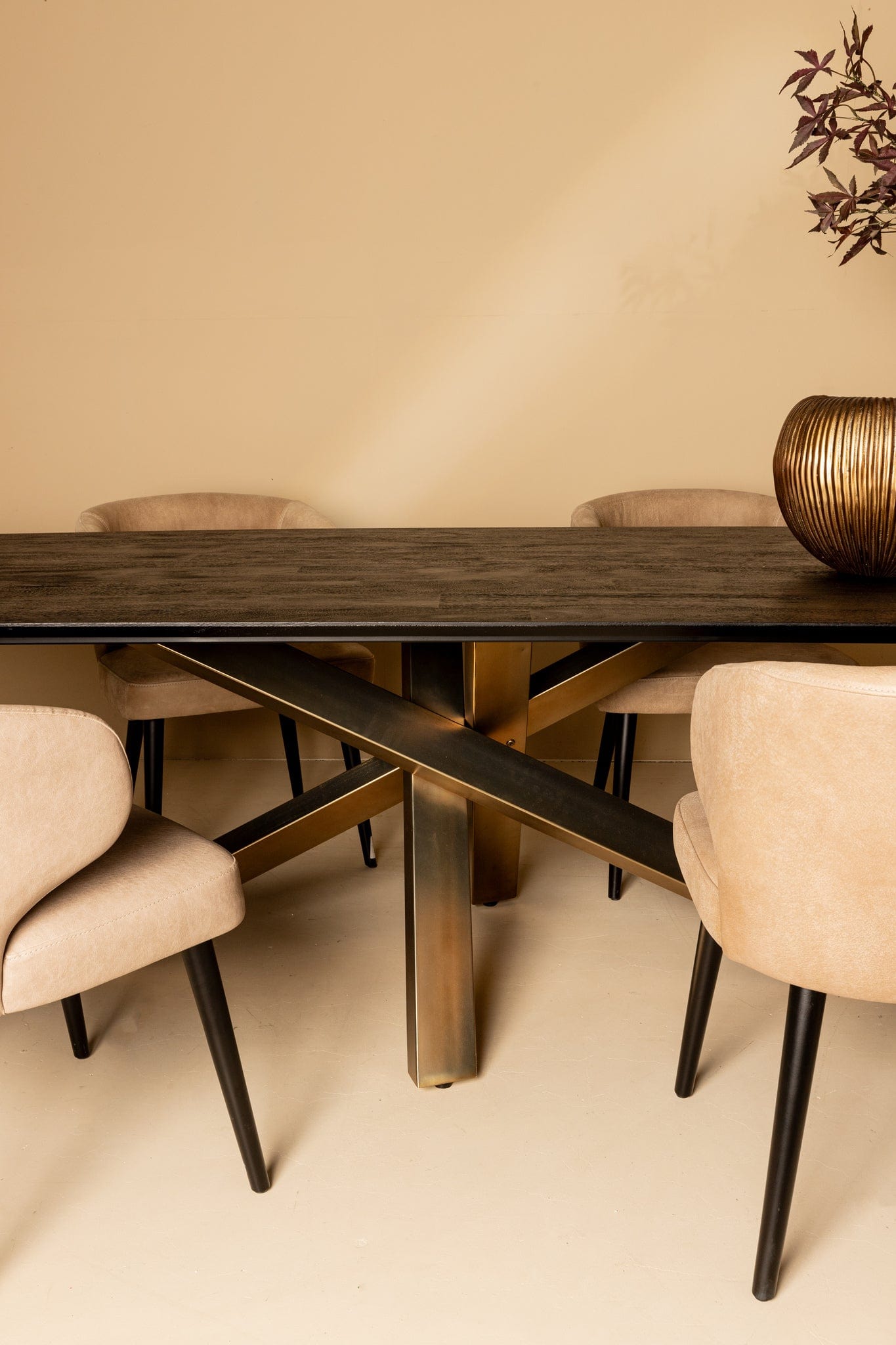 PTMD Alore bruin goud eettafel rechthoek 240 cm