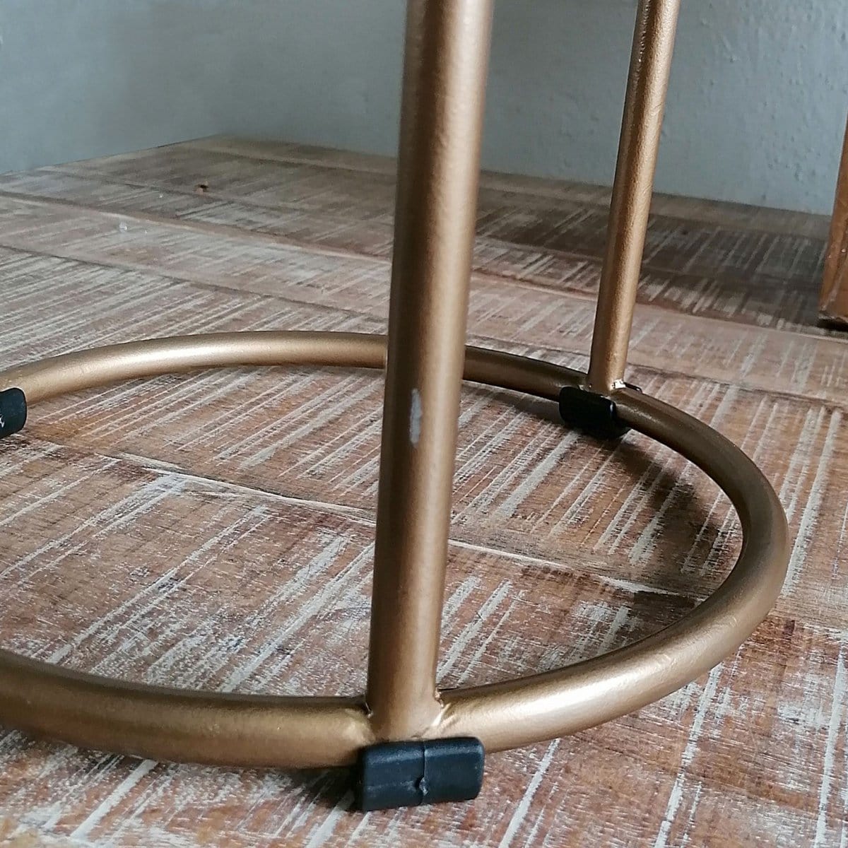Voglrieder kreatives Wohnen Velours kruk 2e keus Ø 32 H 42 cm fluwelen kruk met ijzeren frame goudkleurige kruk fluwelen poefzitting