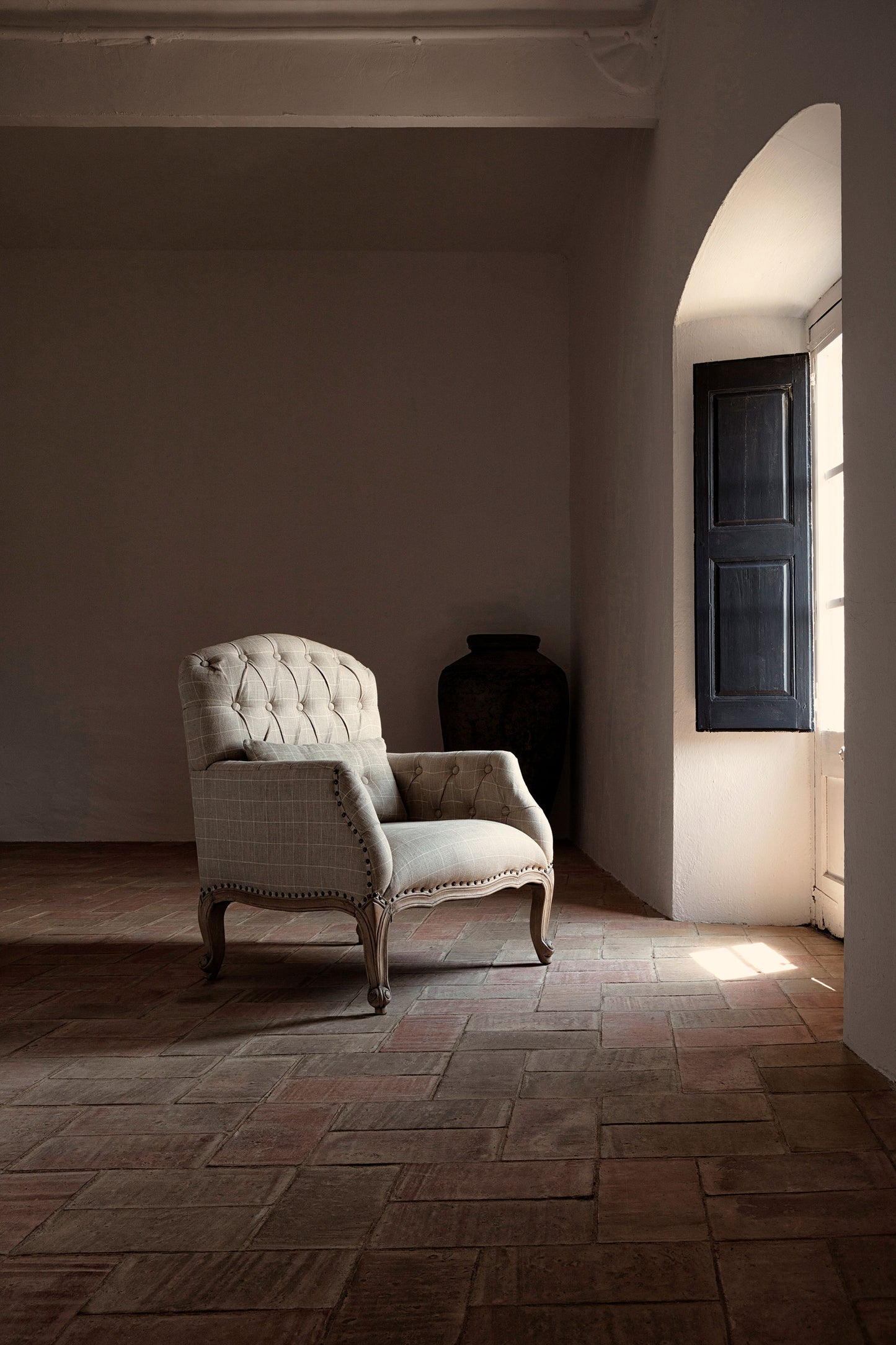Moyaux Terracotta Amfora Vaas 65x65x88 cm