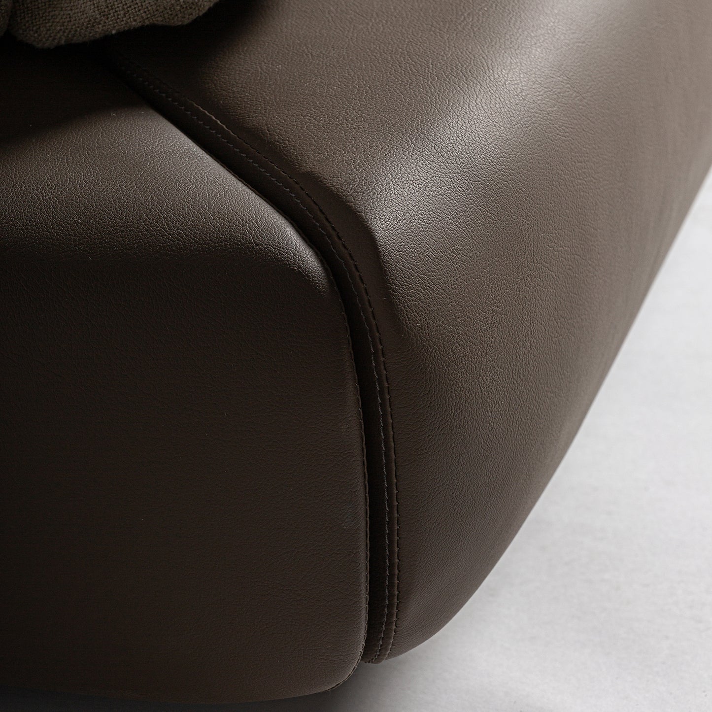 Wayne Bed 196x218x102 cm