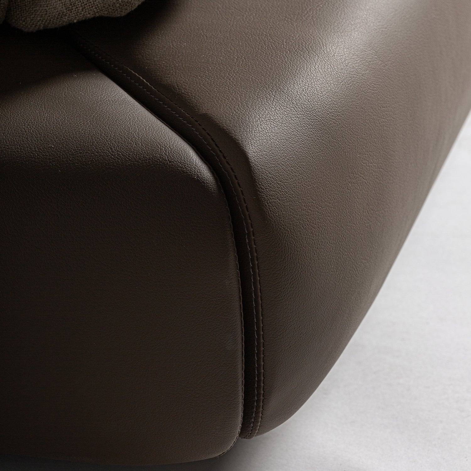 Wayne Bed 196x218x102 cm