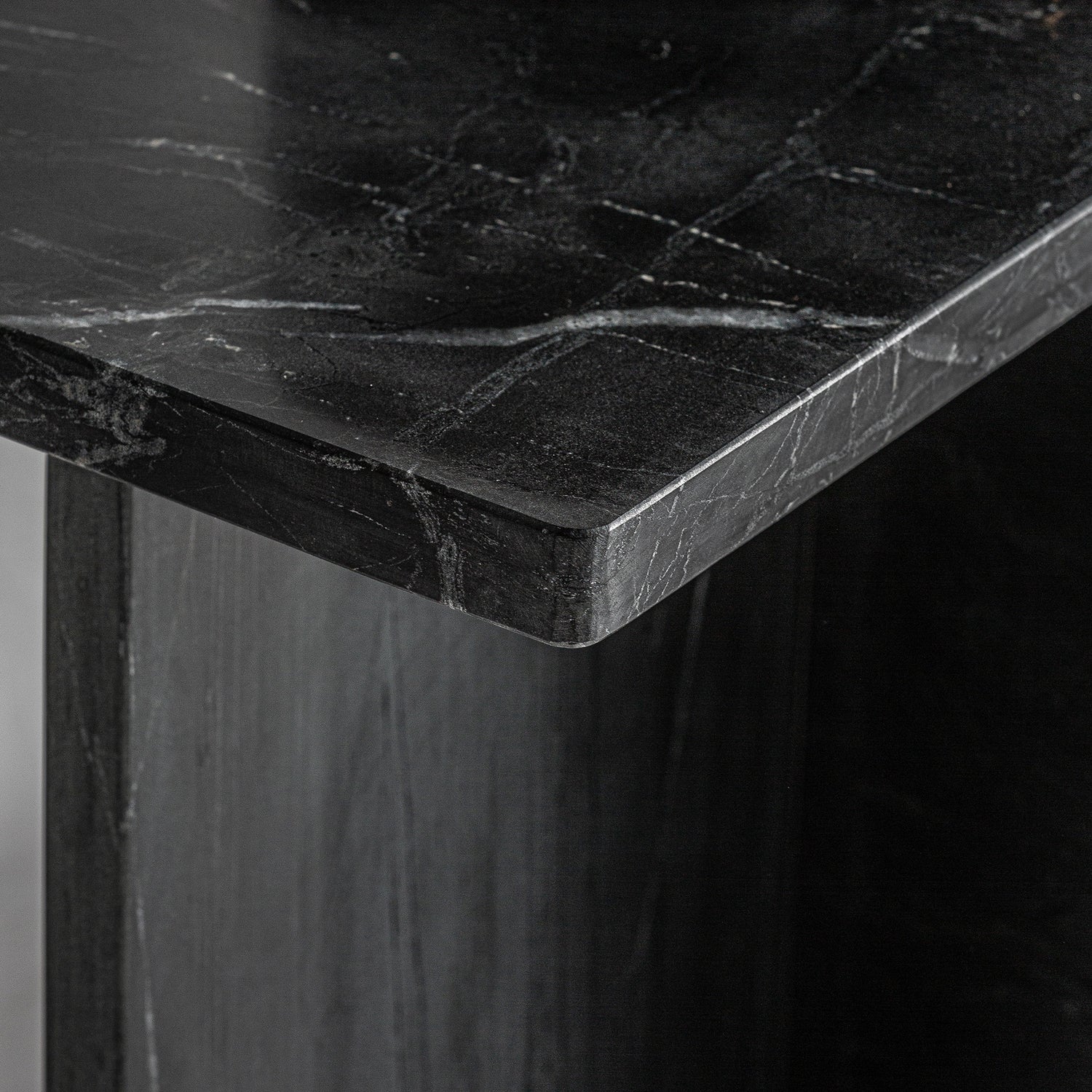 Marquina Bijzettafel 51x25x53 cm