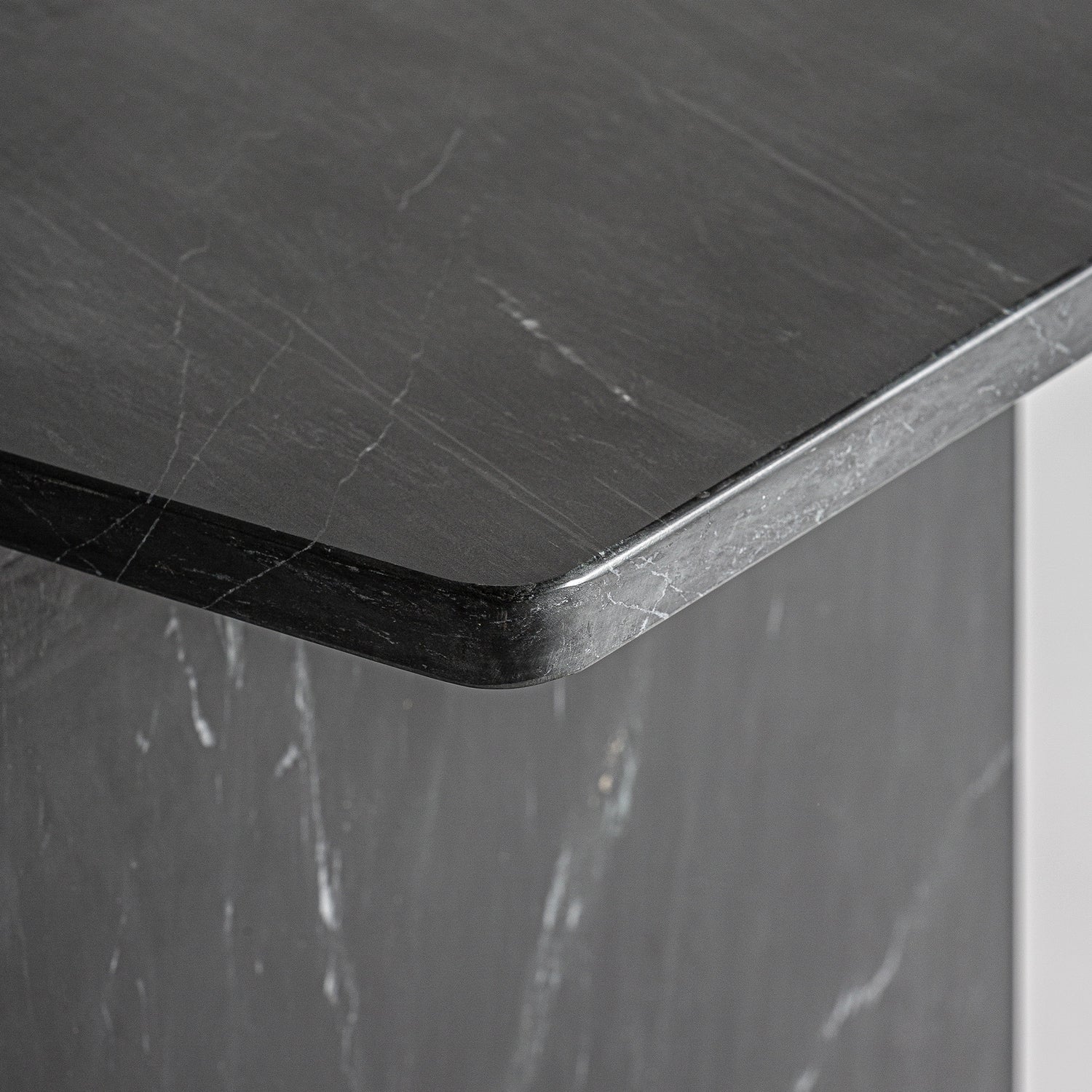 Marquina Sidetable 38x30x51 cm