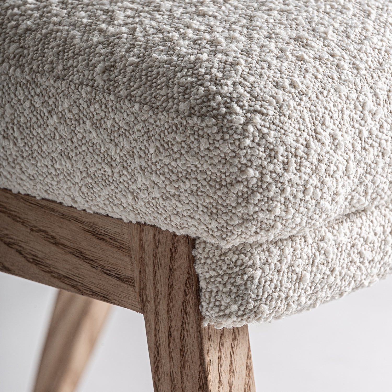 Prati Bouclé Stoel S.Prati Bouclé 56x69x84 cm