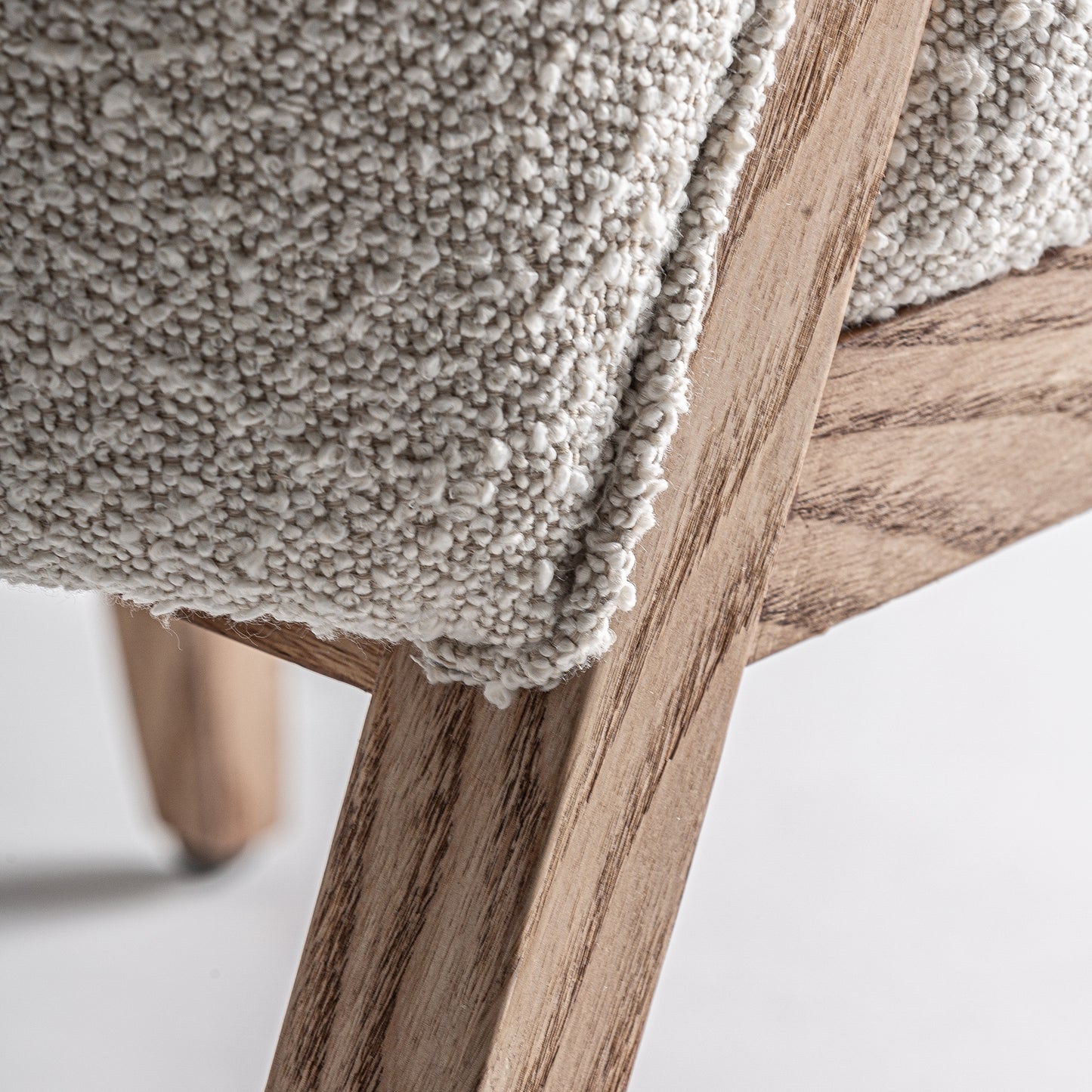 Prati Bouclé Stoel S.Prati Bouclé 56x69x84 cm