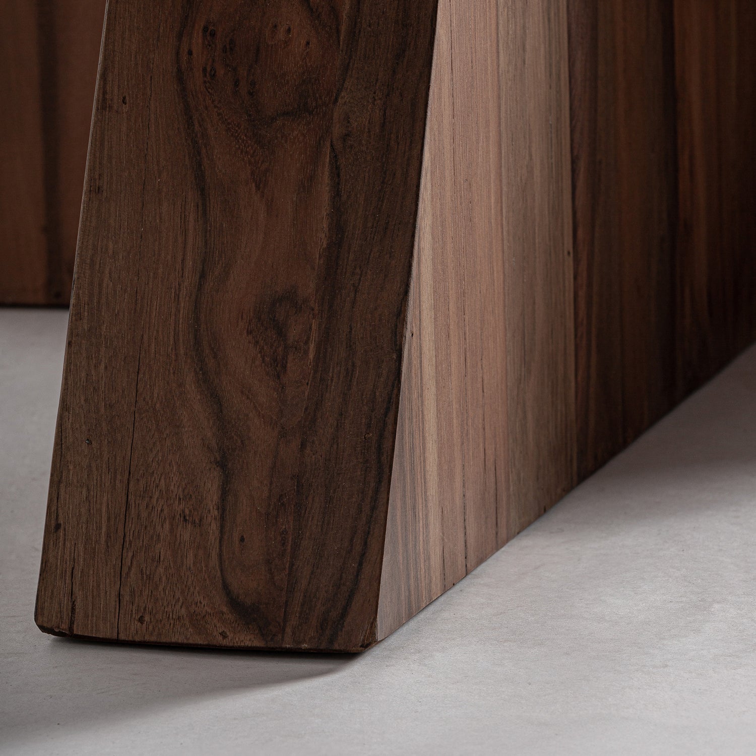 Brutalist Eettafel S.Brutalist 320x108x76 cm