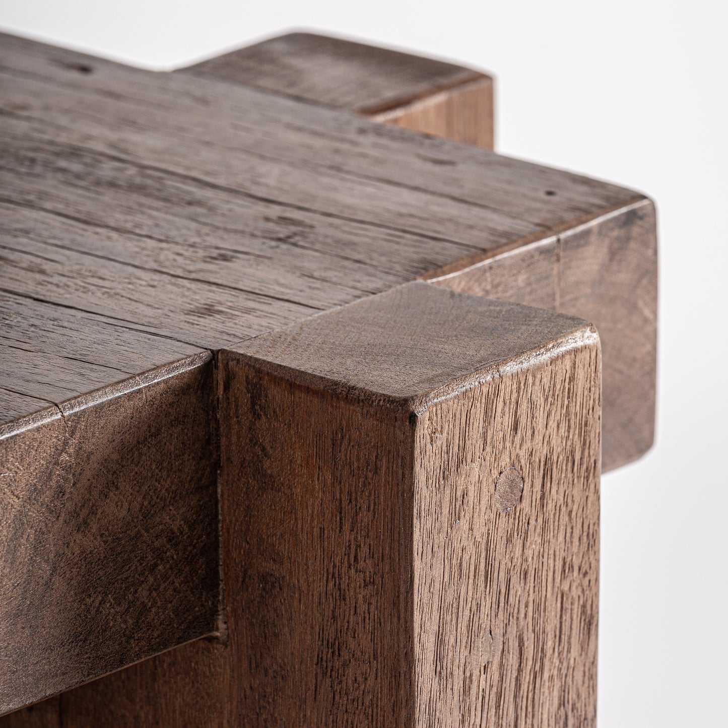 Brutalist Stand S.Brutalist 43x43x90 cm