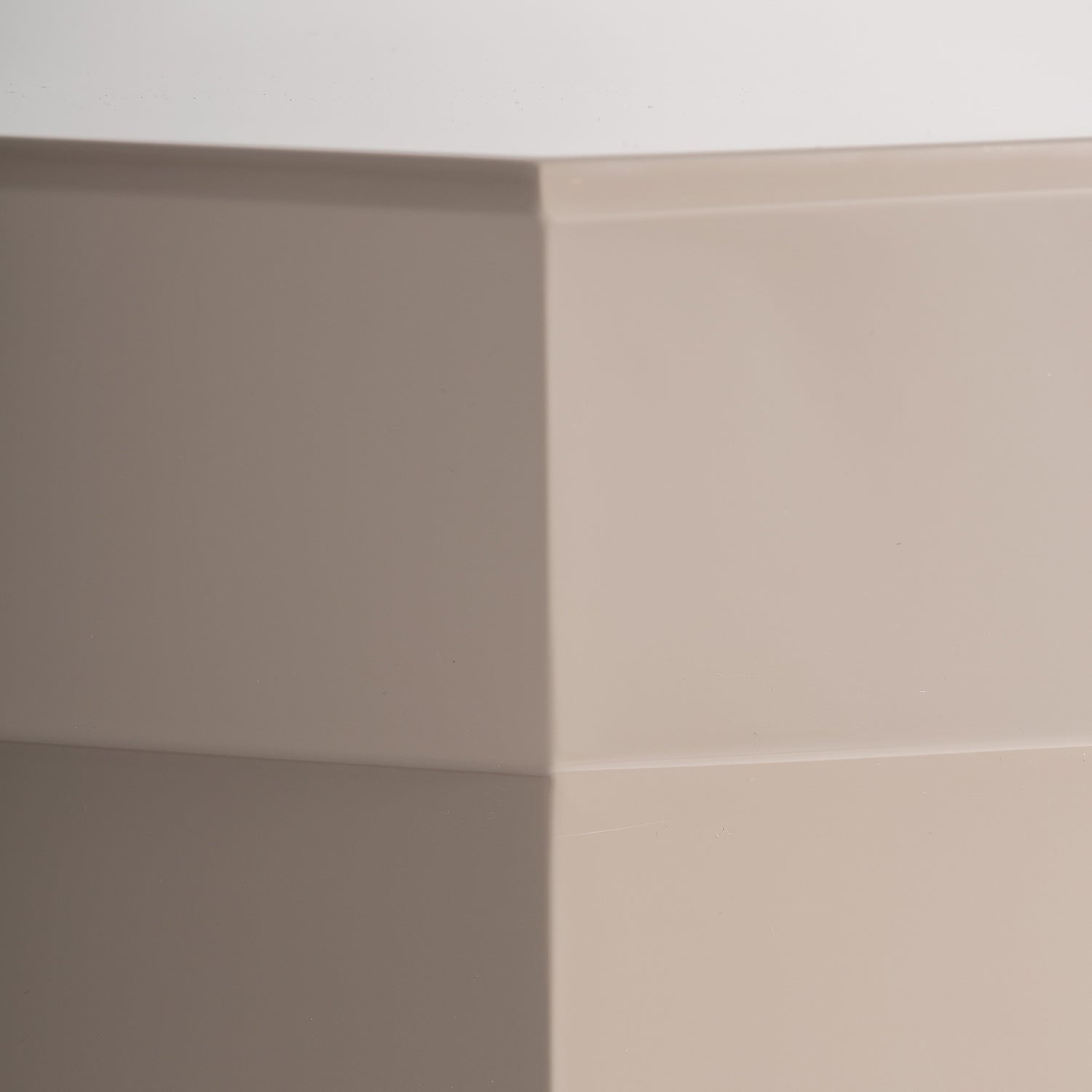 Laives Bijzettafel 65x65x35 cm