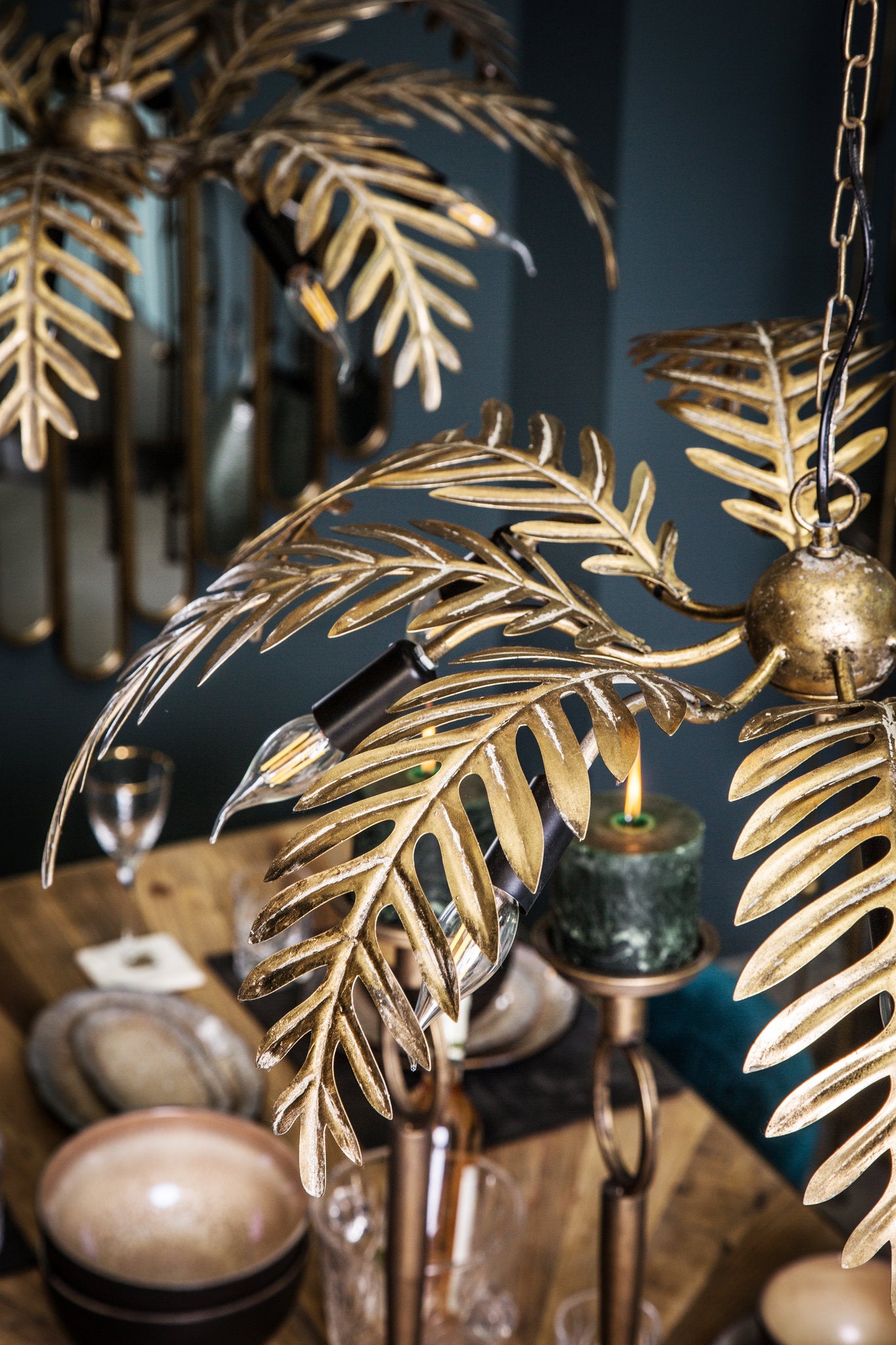 Moira Gold Metal Hanging Lamp Palm Leaf Wide