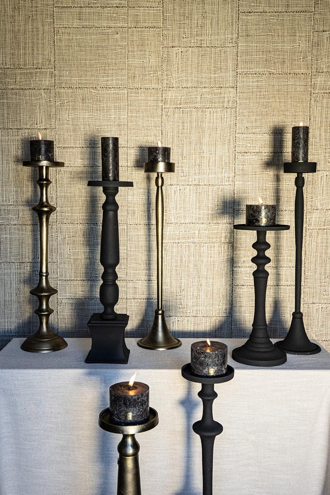 Zival Black Casted Alu Candleholder Round High