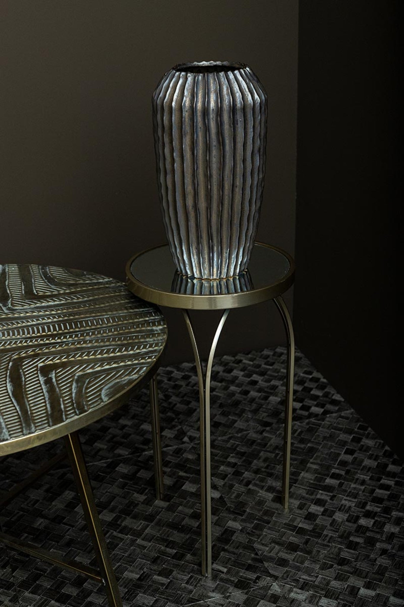 Rikka Gold Iron Fairy Sidetable Mirror Top Round S