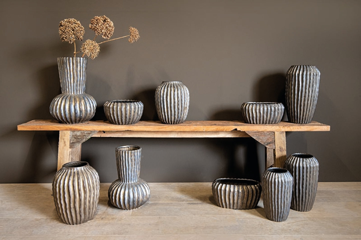 Bodi Bronze Ceramic Pot Round Bulb Ribbed S