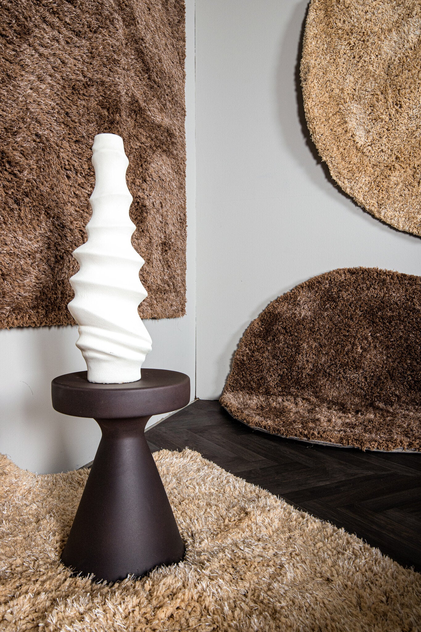 Jups Beige Fabric Handwoven Carpet Round L