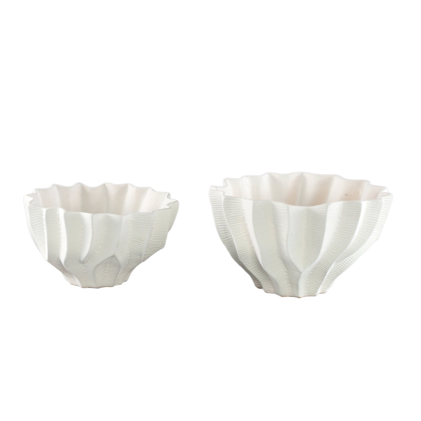 Merc White Ceramic Pot Wavy Ribbed Low S