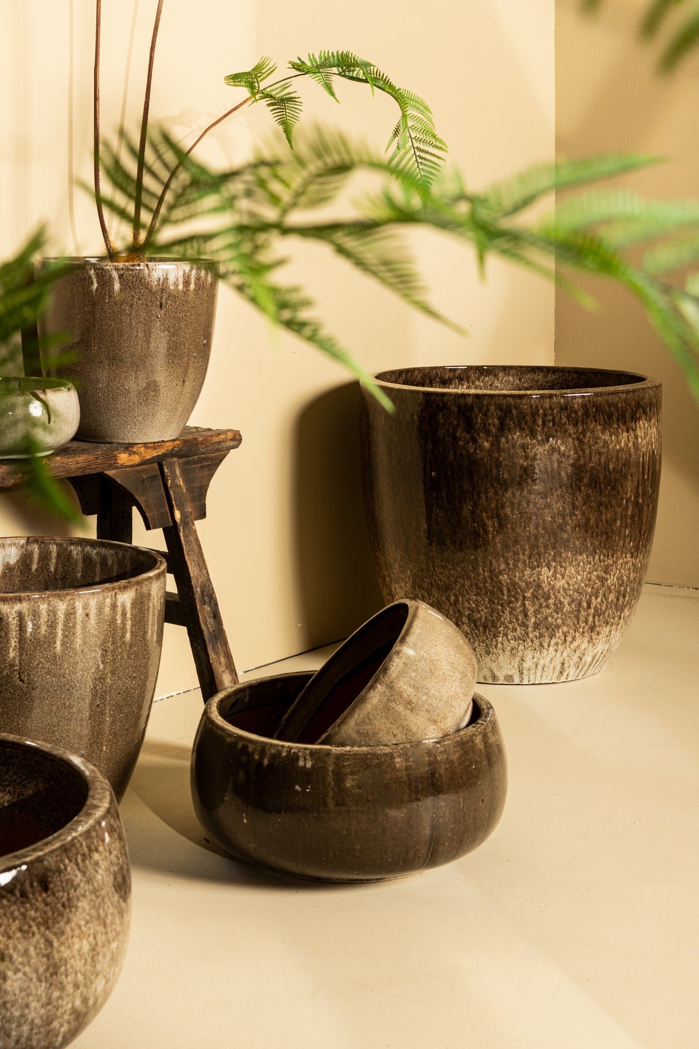 Aleix Brown Ceramic Basic Pot Round SV4