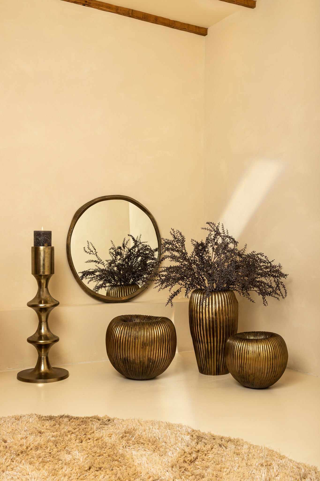 Russel Gold Alu Round Pot Low Ribbed Wide