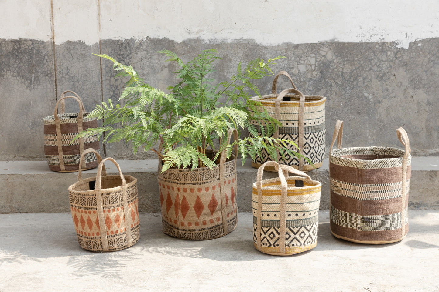 Toccara Brown Jute Round Basket Lines Pattern L