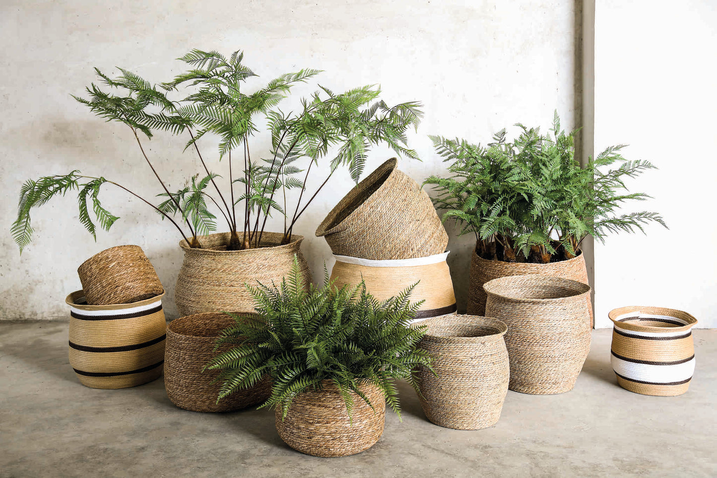 Melano Brown Paper Rope Round Basket W Lines SV3
