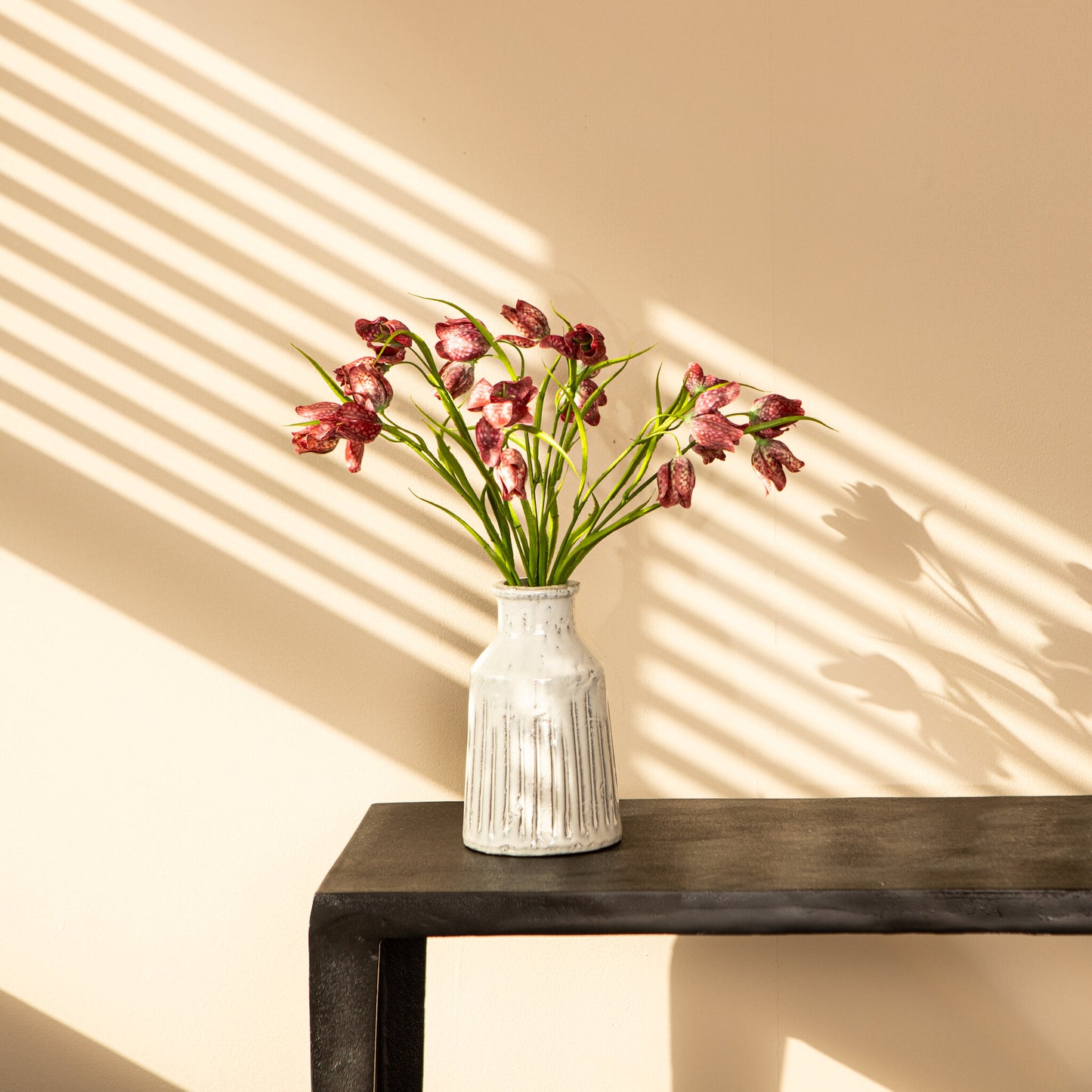 Garden Flower Rode Fritillaria Spray Met Bladeren - Set van 24 44x24x10 cm