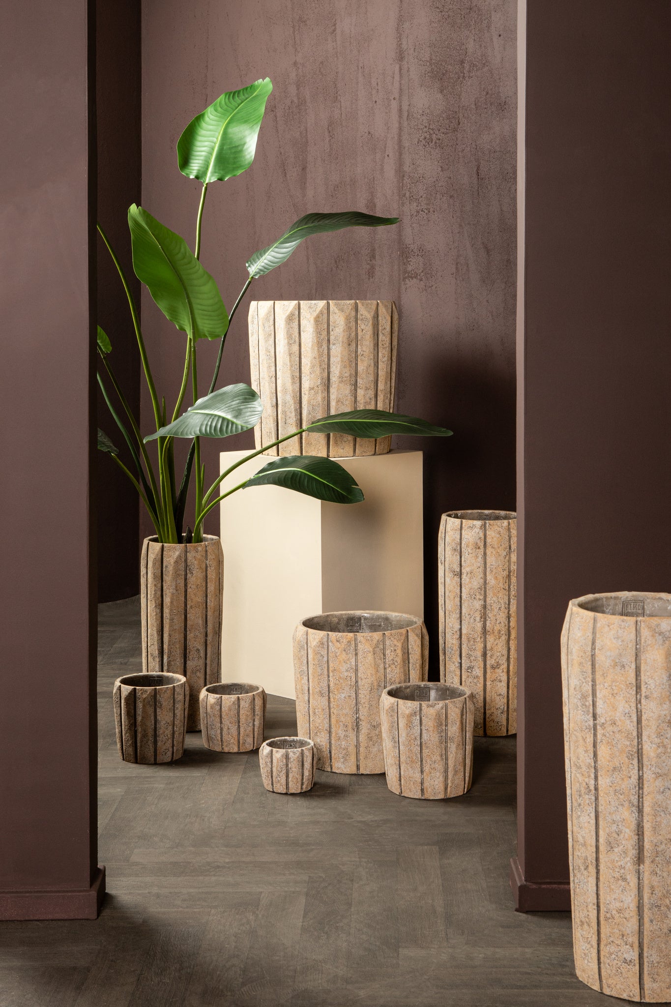 Imani Taupe Cement Pot High With Stripes M