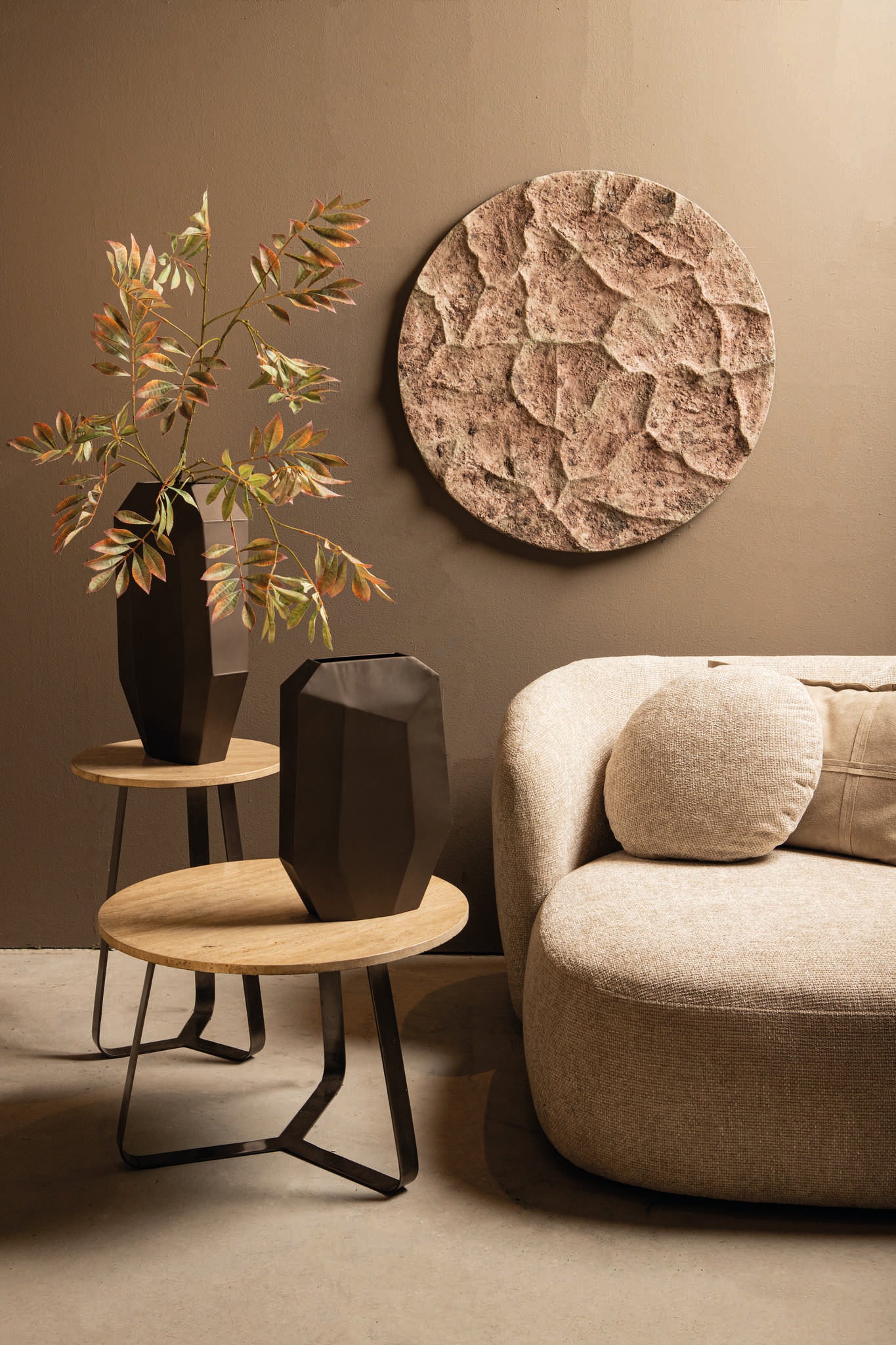 Micka Black Travertine Coffeetable Round Small