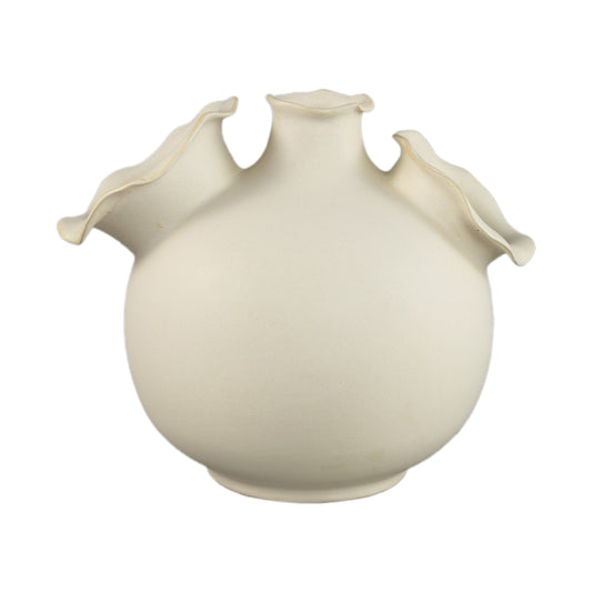 Umme Cream Round Glazed Ceramic Vase Wavy Edges M