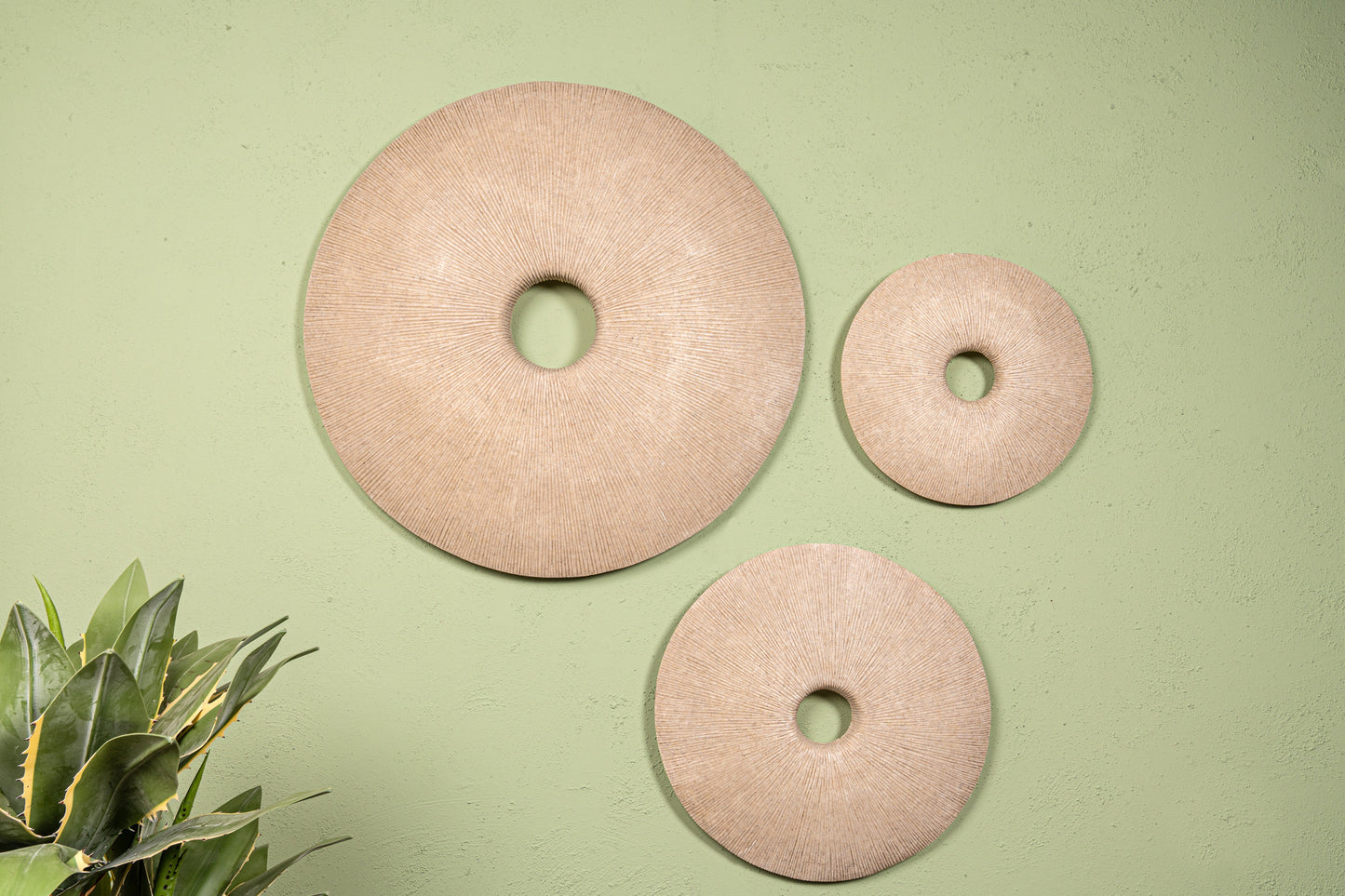 Kathelle Cream Poly Round Sandstone Wallpanel L
