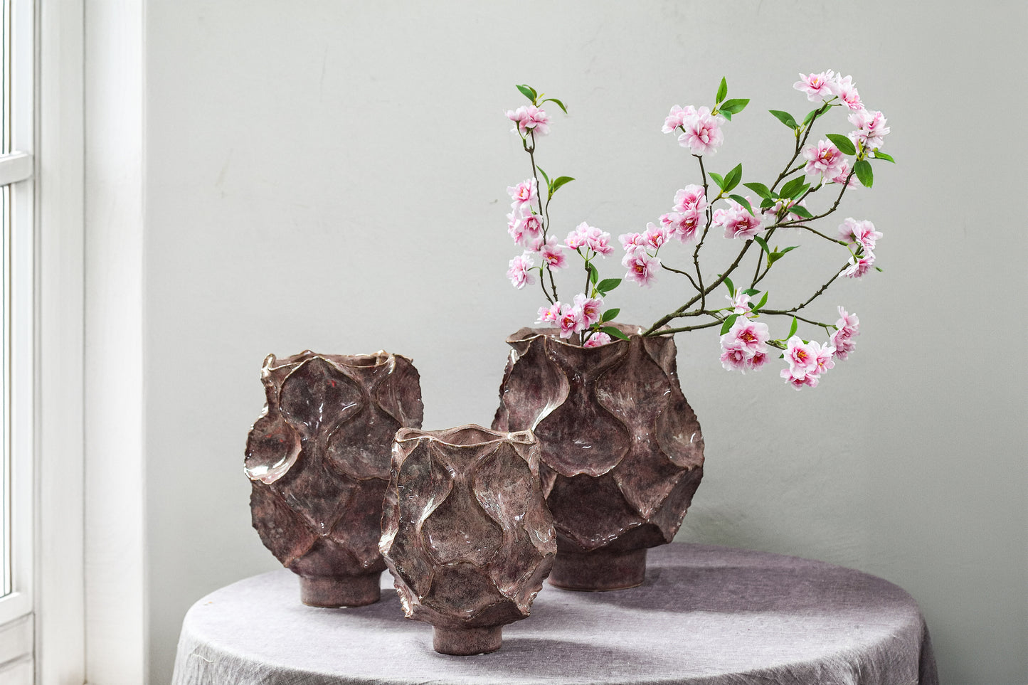 Cu Pink Ceramic Pot Irregular Dented On Foot L