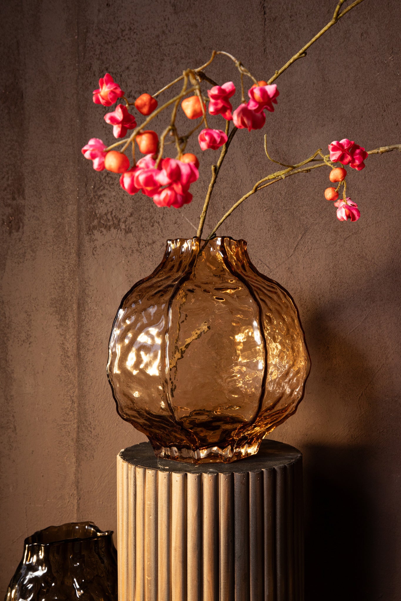 Narin Brown Round Shaped Glass Vase L