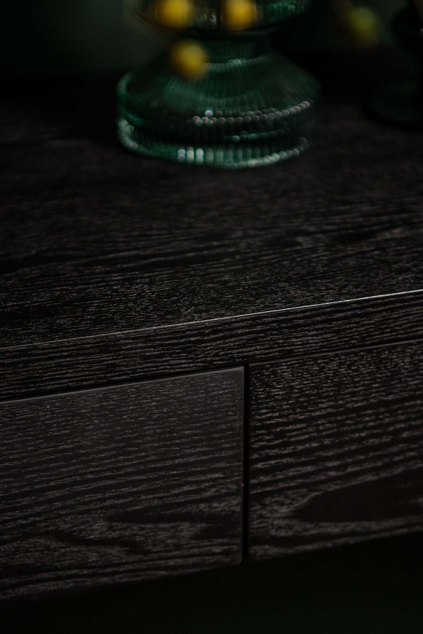 Tiess Black Wooden Veneer Sidetable 2 Drawers