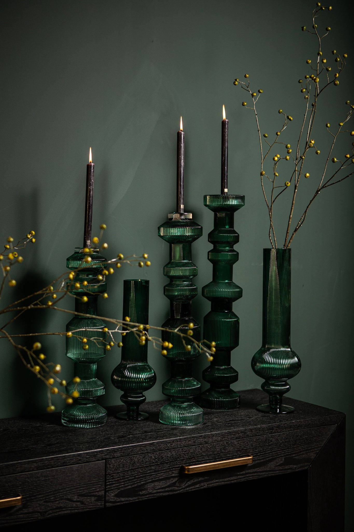 Galinda Dark Green Ribbed Glass Candle Holder S
