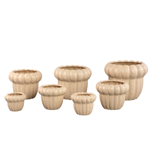 Samaran Cream Round Ceramic Pot Ribbed Low L
