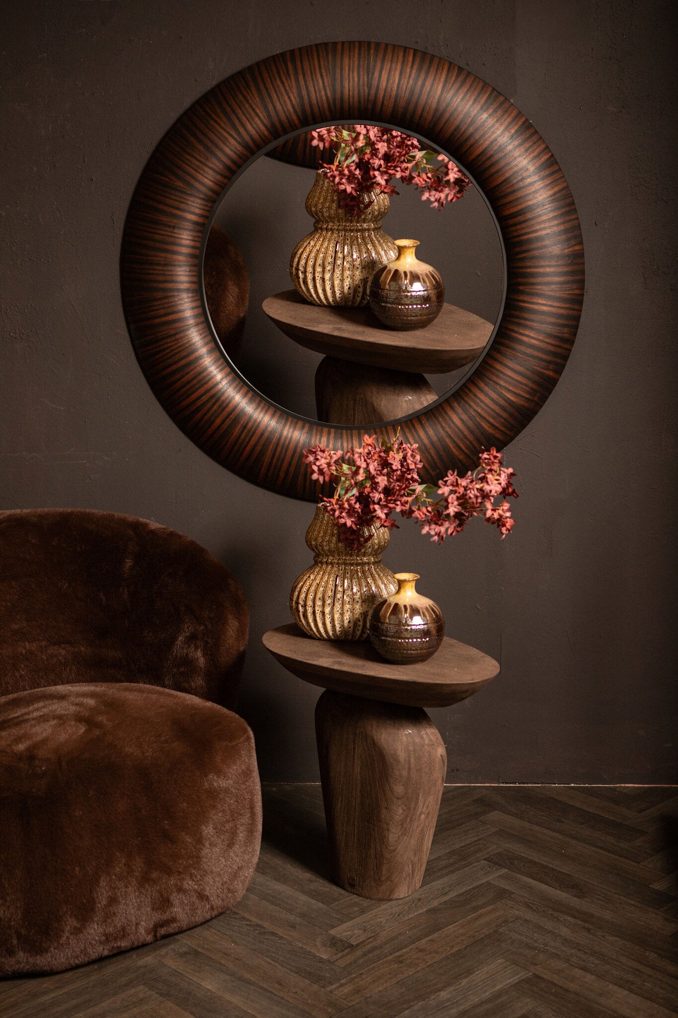 Gezzy Bruine Houten Fineer Spiegel Met Dik Frame Rond 110.5x110.5x5.5 cm