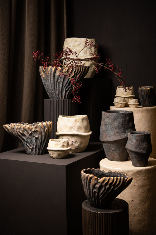 Vakas Grey Cement Oval Wavy Vase W Gold Border L