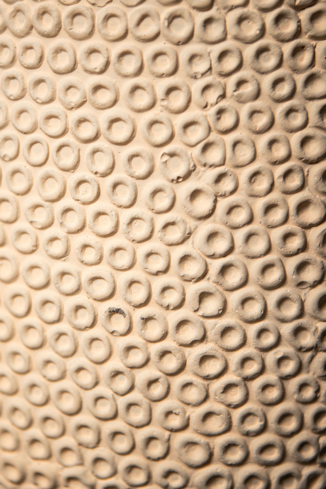 Laim Cream Cement Round Pot Dots Pattern BaseXXL