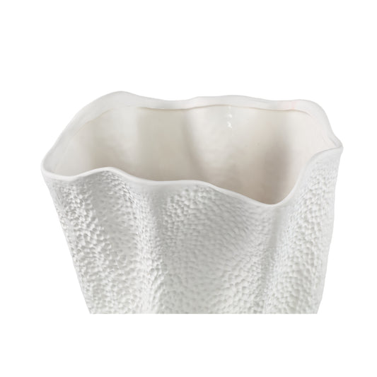 Violettee White Ceramic Wavy Vase Dot Pattern S