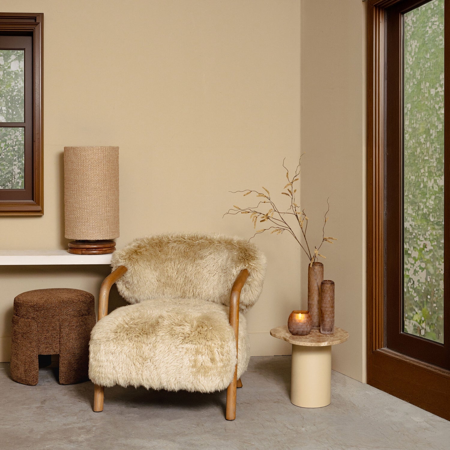 Devi Taupe Tafellamp op Houten Voet Hoog 60x29x29 cm