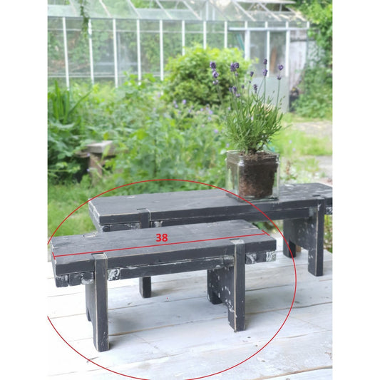 Dutch Mood home dec    black berlin    window table 38