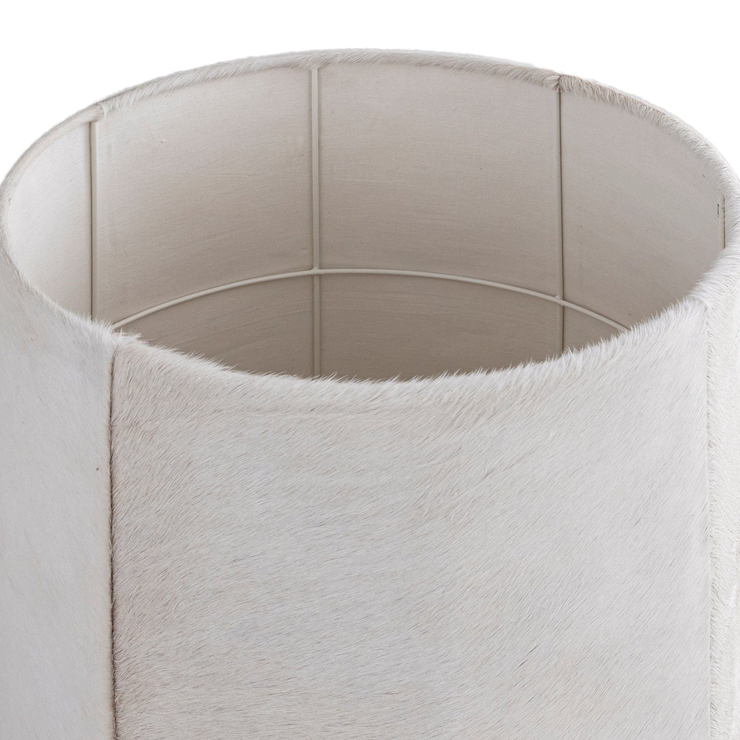 PTMD Joanne Beige suède vloerlamp met natuurlijke koeienhaar kap