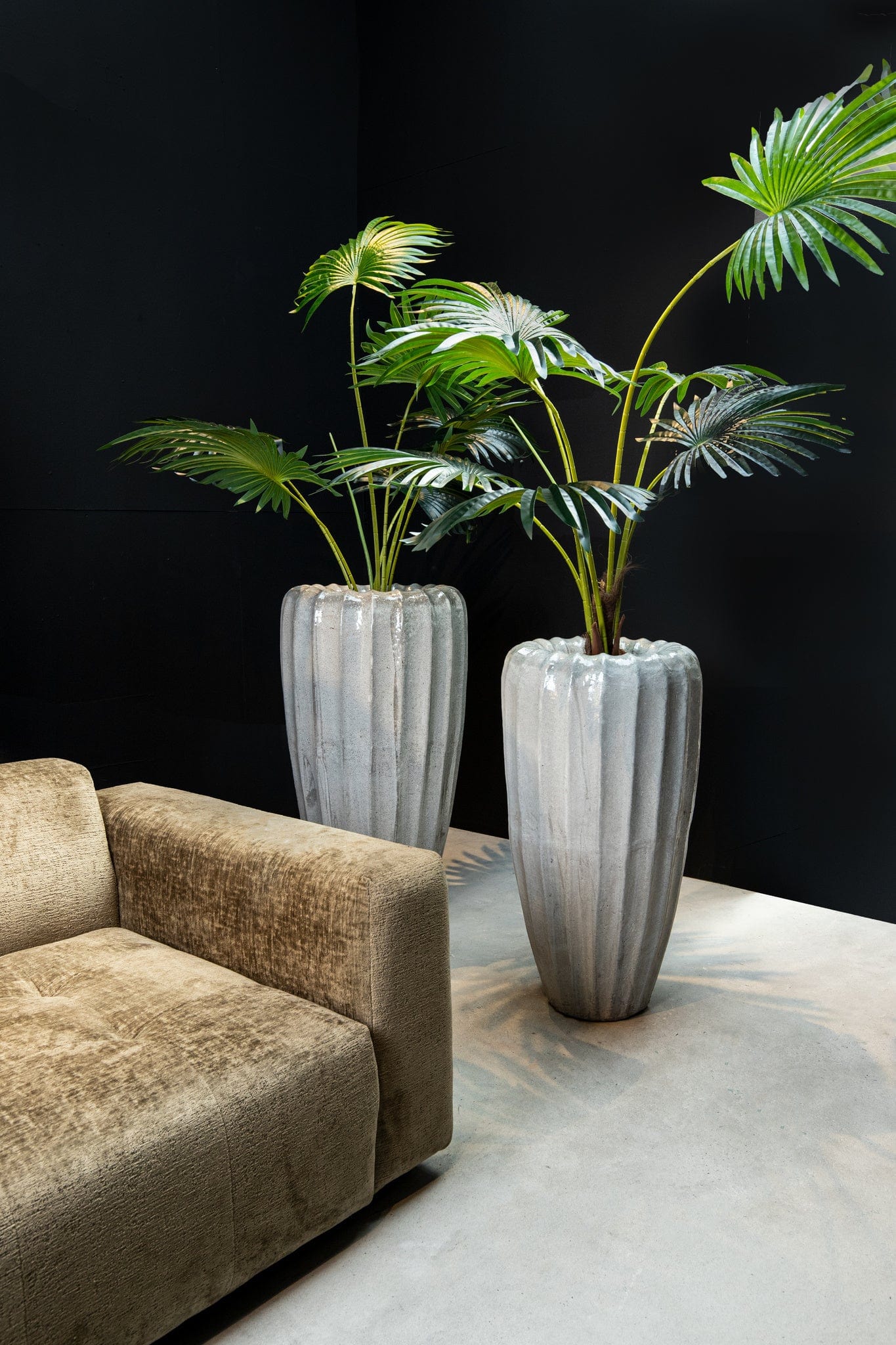 PTMD Linex Witte keramische pot biologisch geribbeld rond L