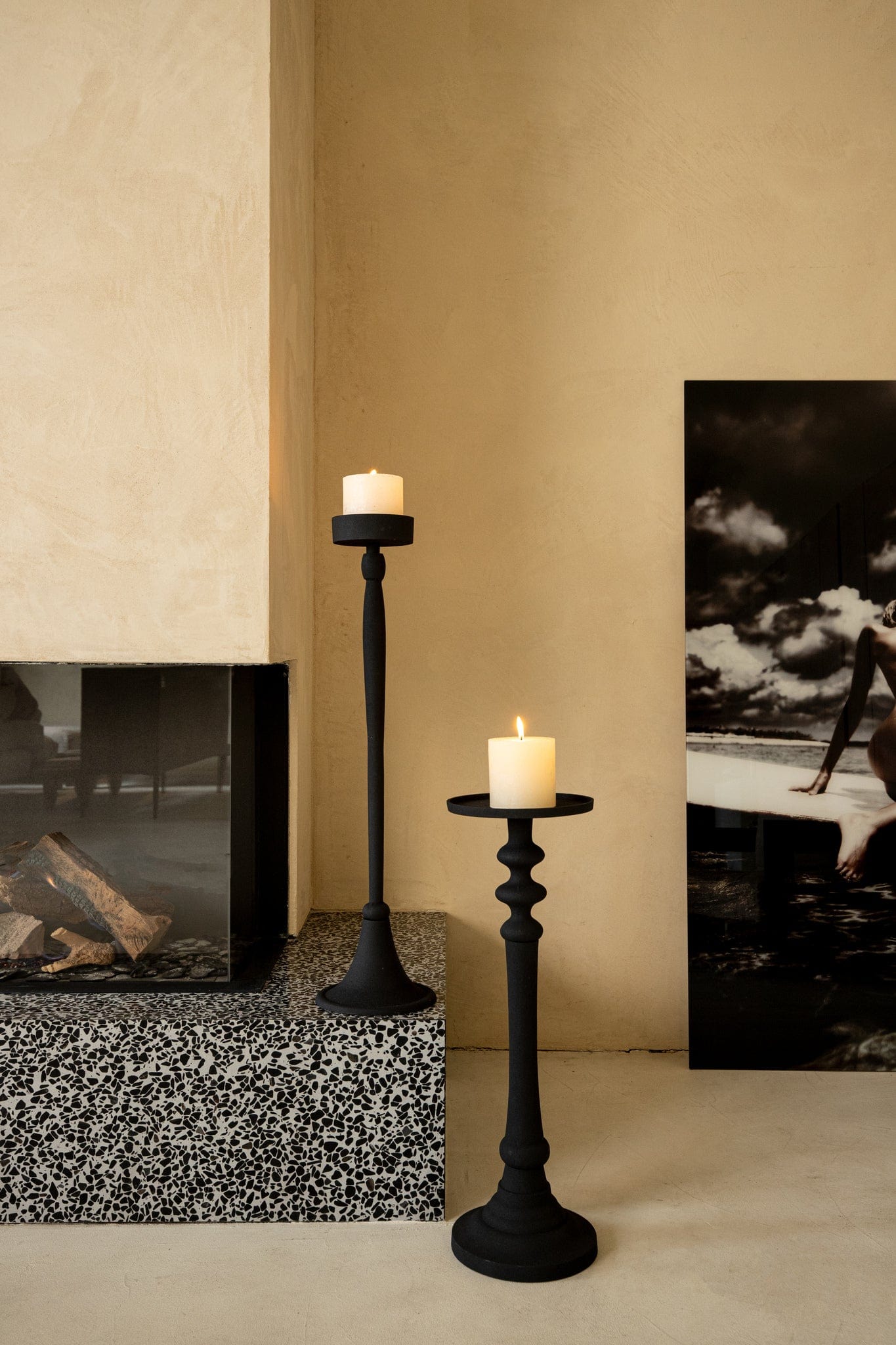 PTMD Lisann Zwart gegoten alu kandelaar rond S