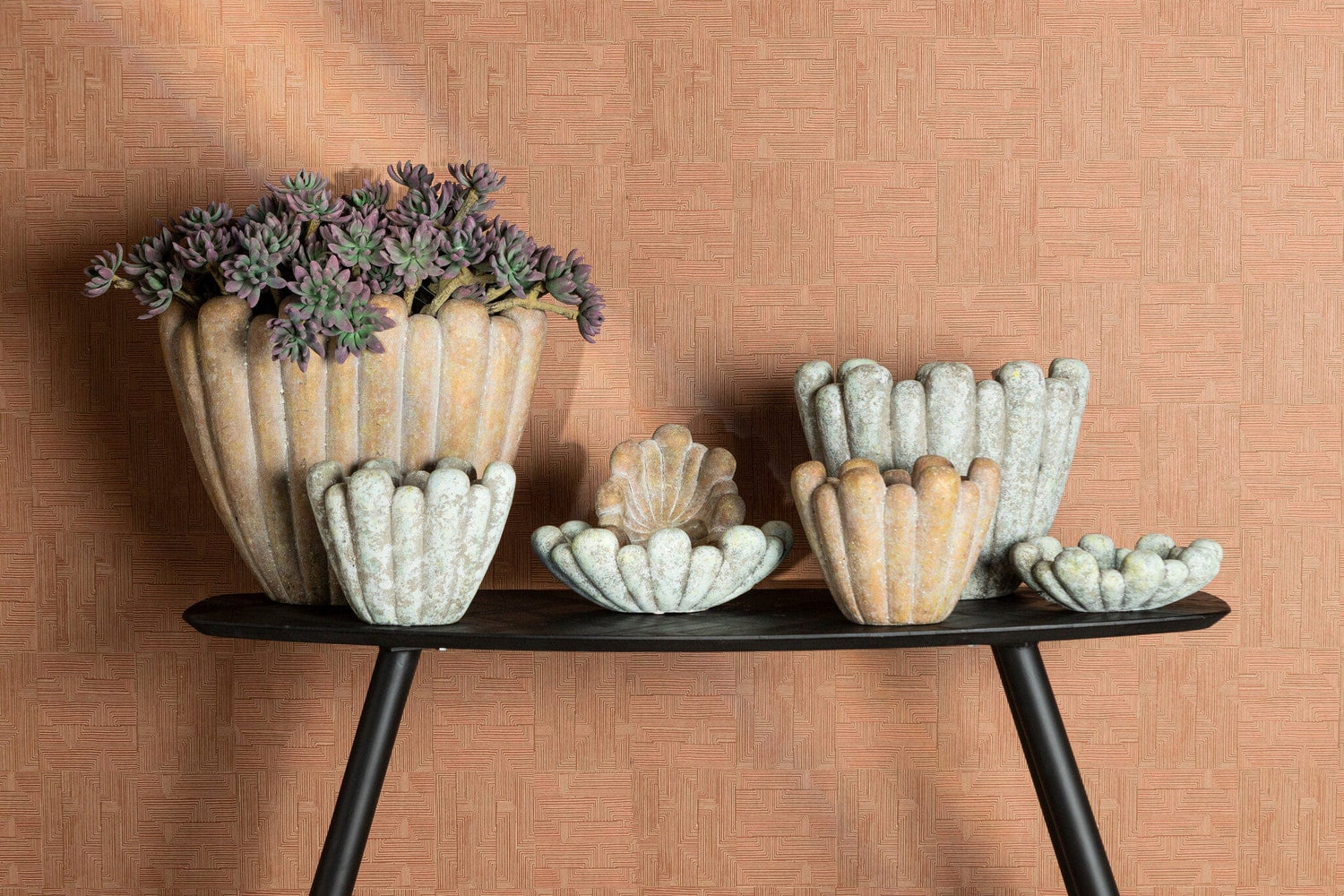 PTMD Mintergrijze cementpot organische vorm ovaal hoog L