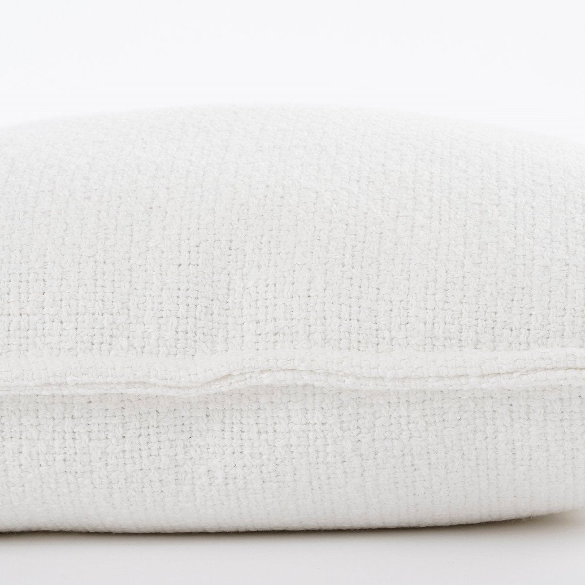 In The Mood Natalie Sierkussen - L45 x B45 cm - Gerecycled Polyester - Off White